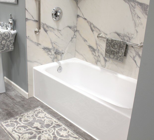 American Standard Bathtubs To Enhance Your Baths Style American Standard Bathtubs Design 620x565 American Standard Bathtubs To Enhance Your Baths Style