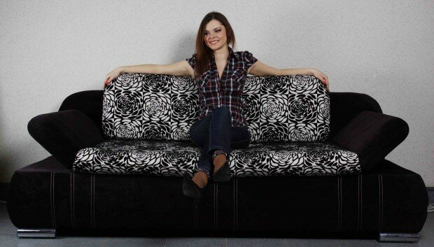 Furniture Trends of Black and White Sofas 620x353 Furniture Trends of Sofas